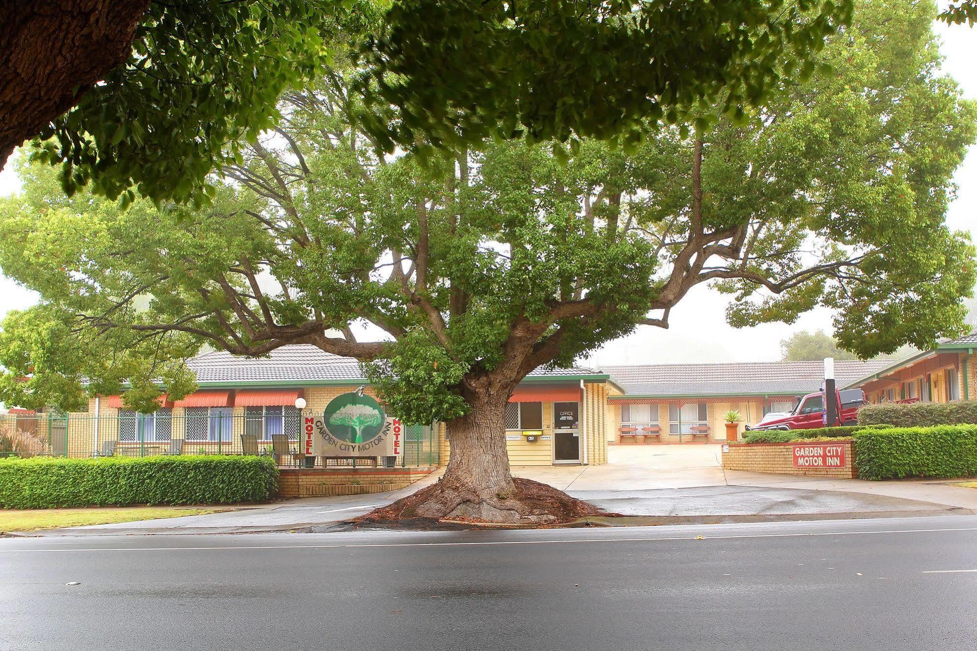 Garden City Motor Inn Toowoomba Exterior photo